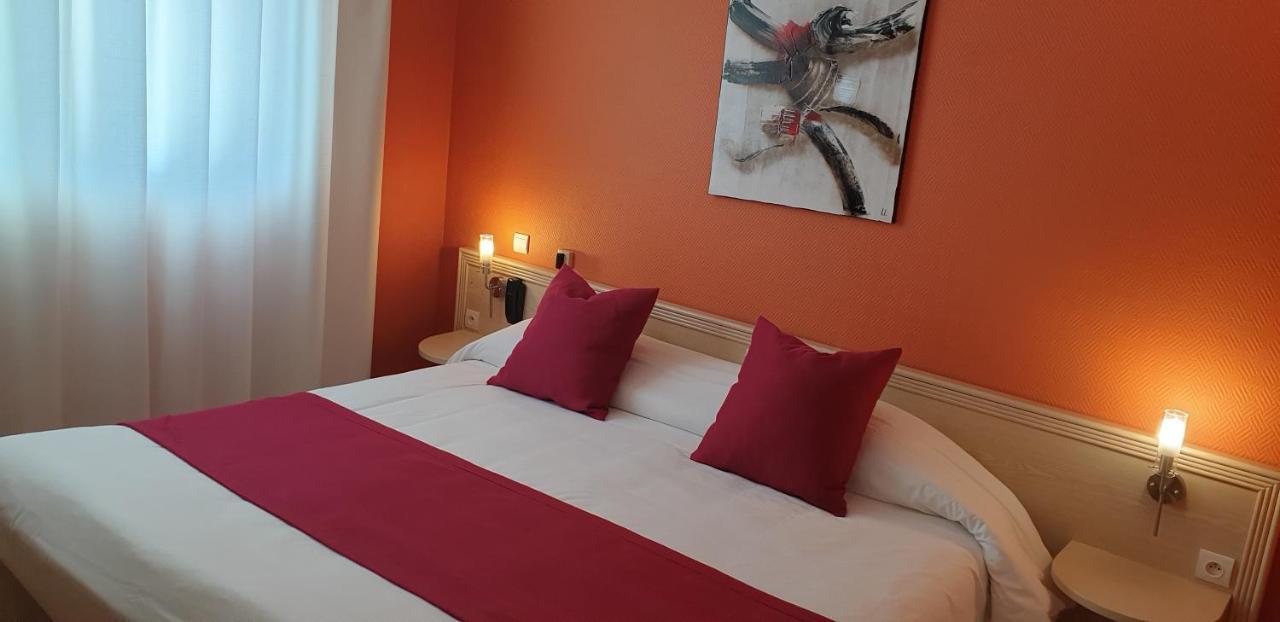 Logis Hotel & Restaurant Le Fleurance ภายนอก รูปภาพ