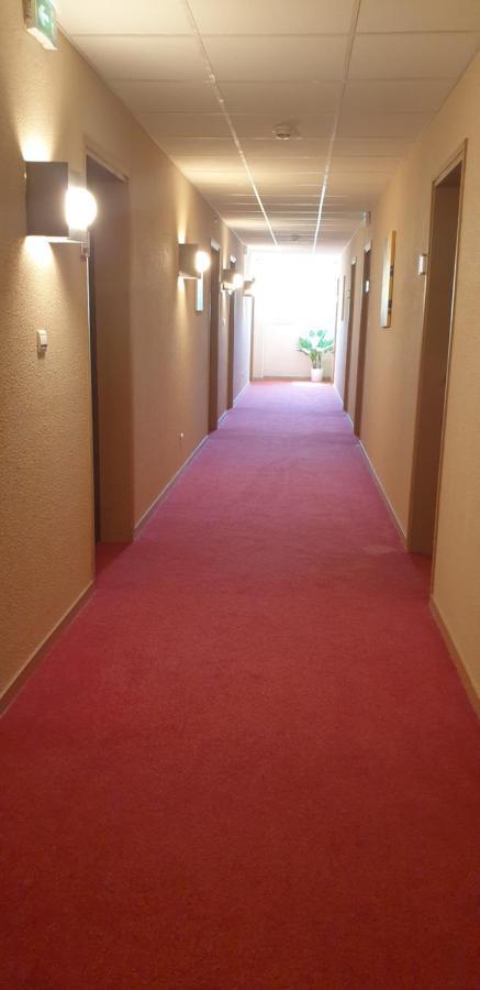 Logis Hotel & Restaurant Le Fleurance ภายนอก รูปภาพ