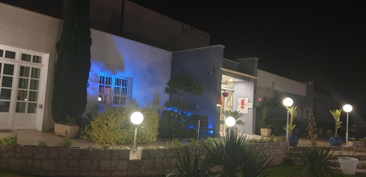 Logis Hotel & Restaurant Le Fleurance ภายนอก รูปภาพ
