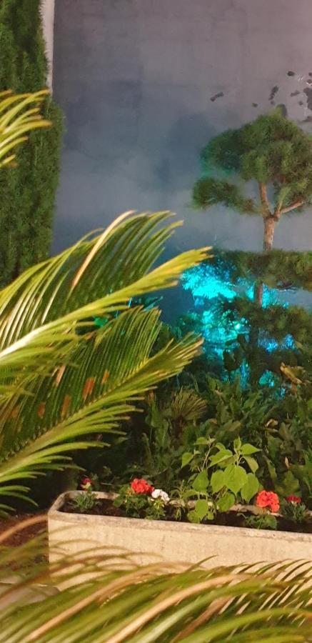 Logis Hotel & Restaurant Le Fleurance ภายนอก รูปภาพ